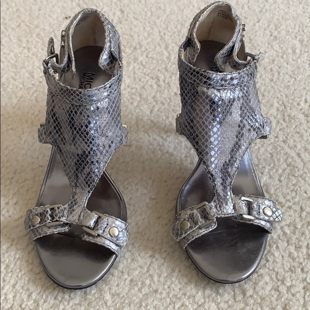 Michael kors 3.5 inch heel